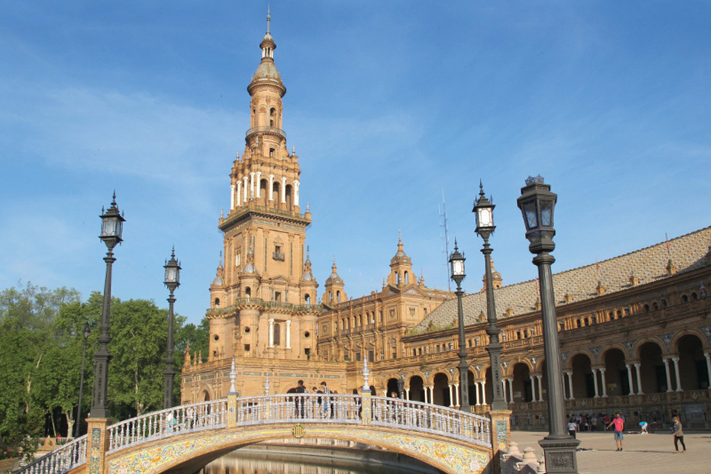 Catedral-de-Santa-Maria-in-Seville