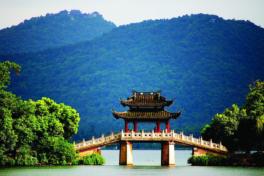 Jade Belt in West Lake, Hangzhou