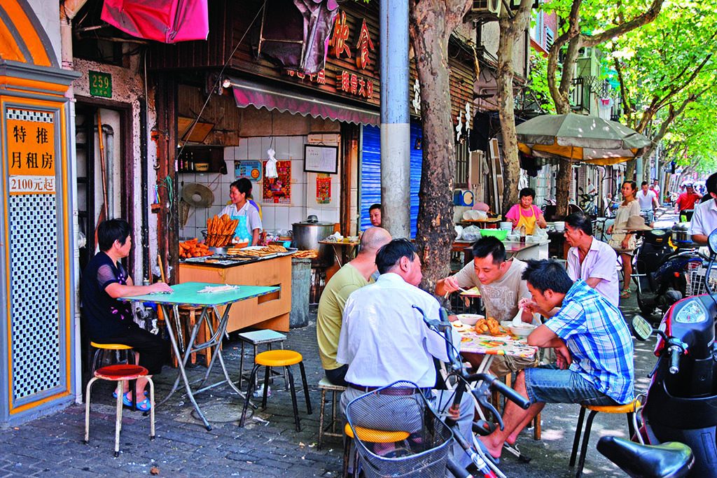 Yangpu area, locals dining in a typical restaurant