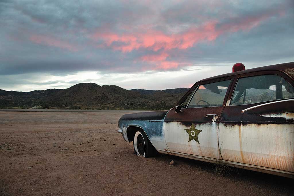 Abandoned sheriffs vehicle in Arizona