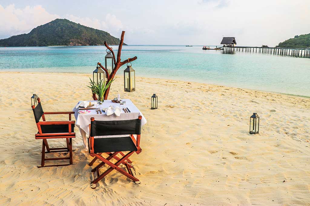 Private Dining on the Beach