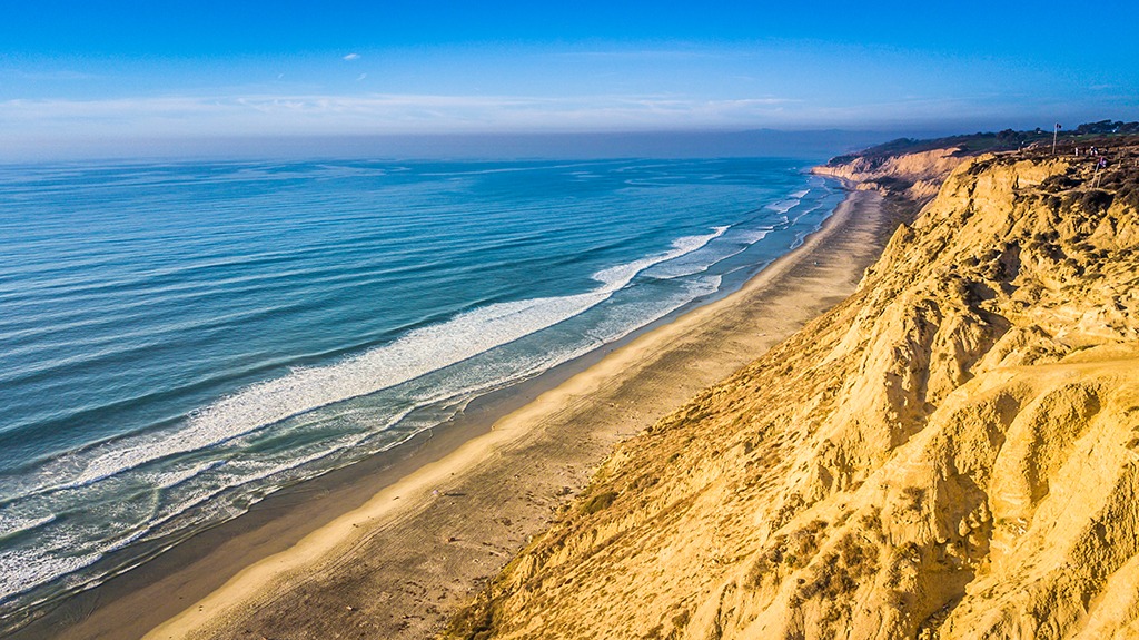 Hispanic Beach Nude - The 15 Best Gay Places to Get Naked in California