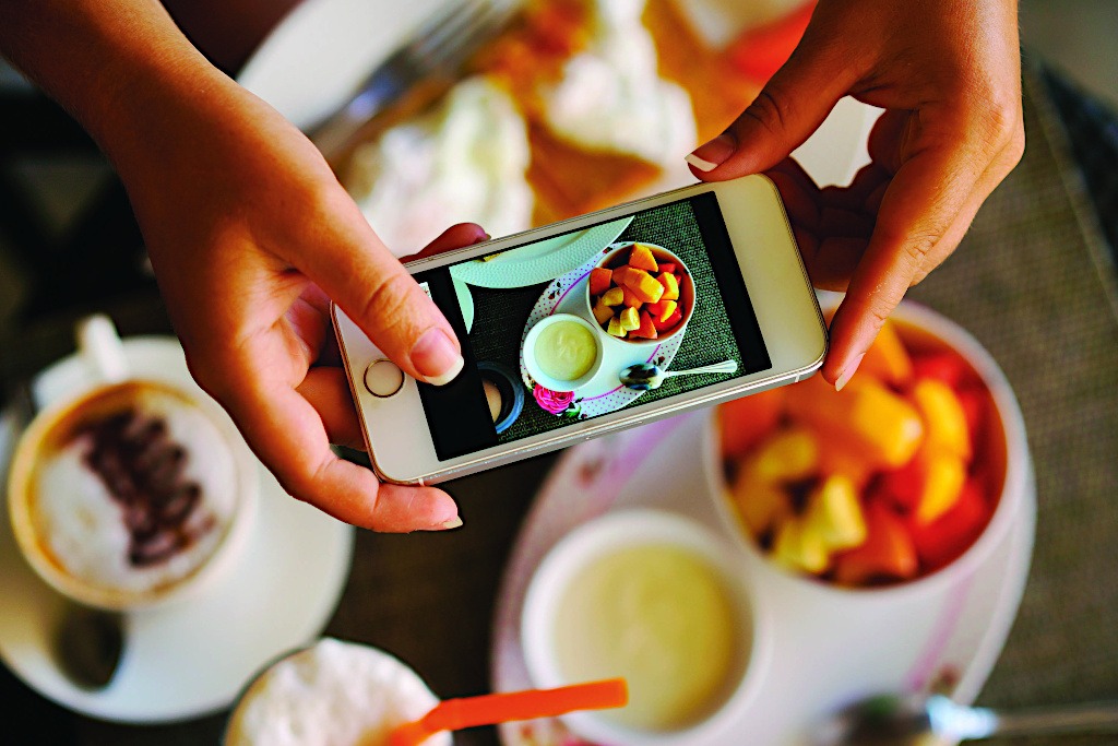 8 Must-have Food Apps For Travelers | PASSPORT MAGAZINE