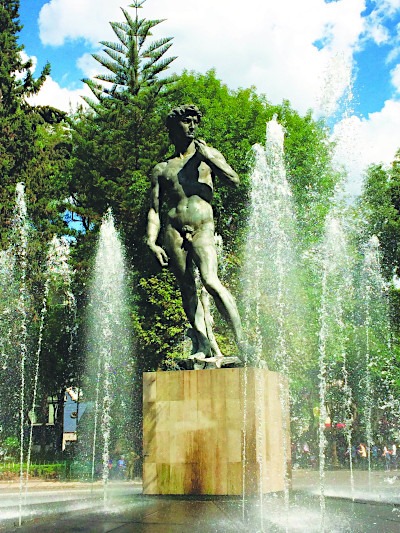Reproduction of Michelangelo's David in Plaza Rio de Janeiro in Roma Norte in Mexico City