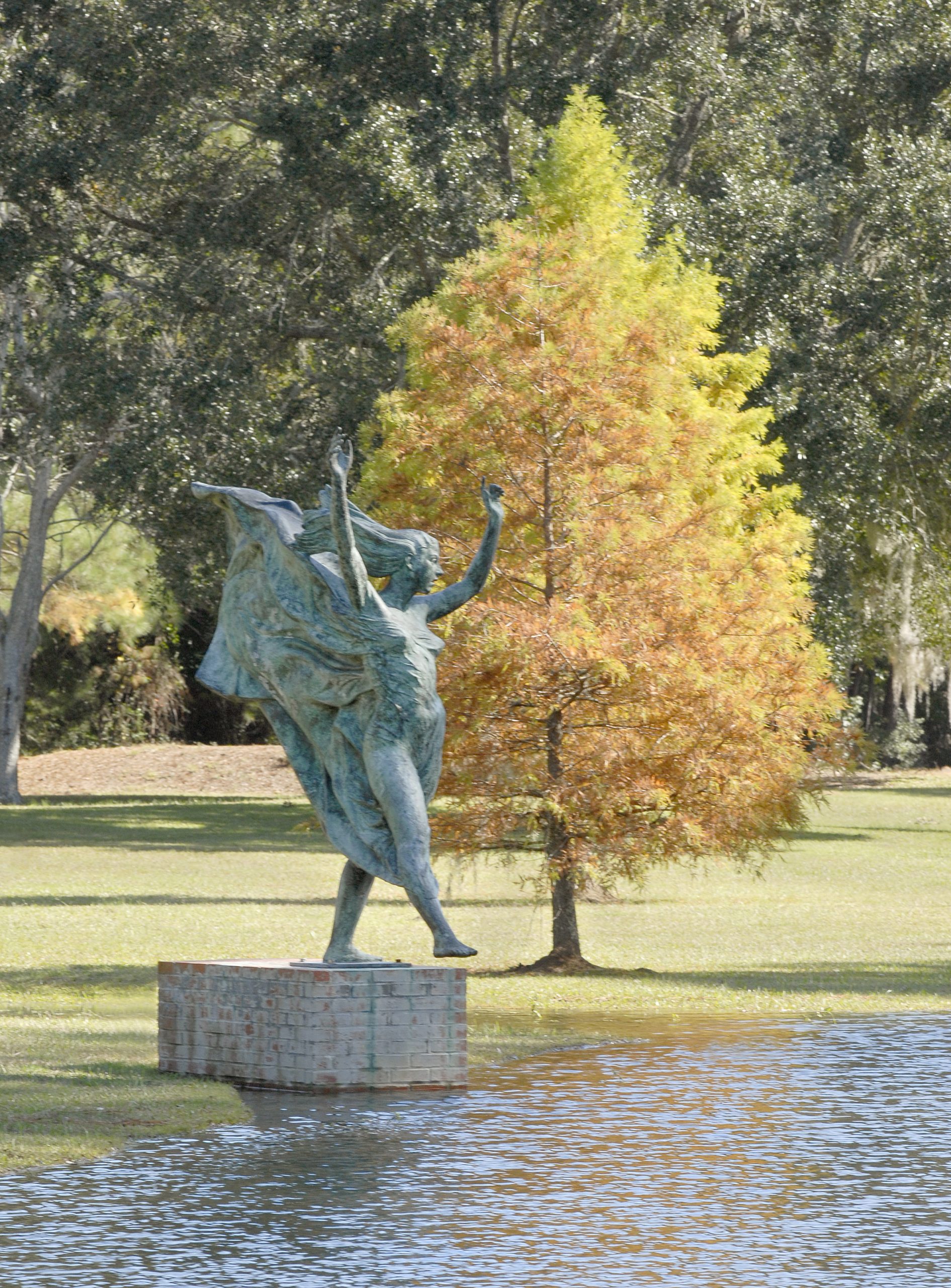 10 Amazing Outdoor Sculpture Gardens Across the USA