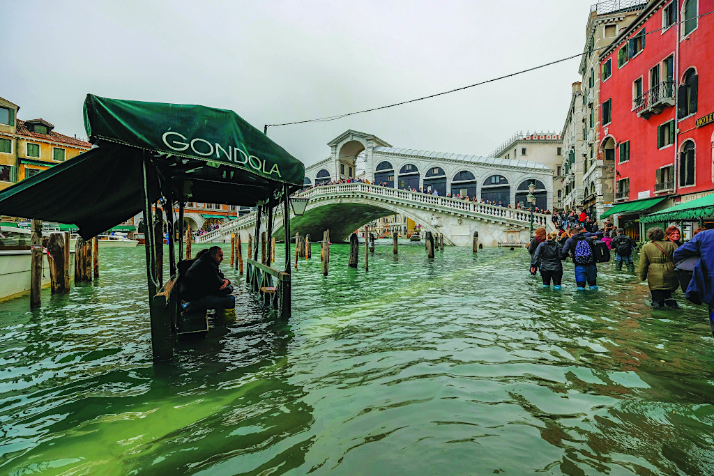 Venice- the highest tide in a century