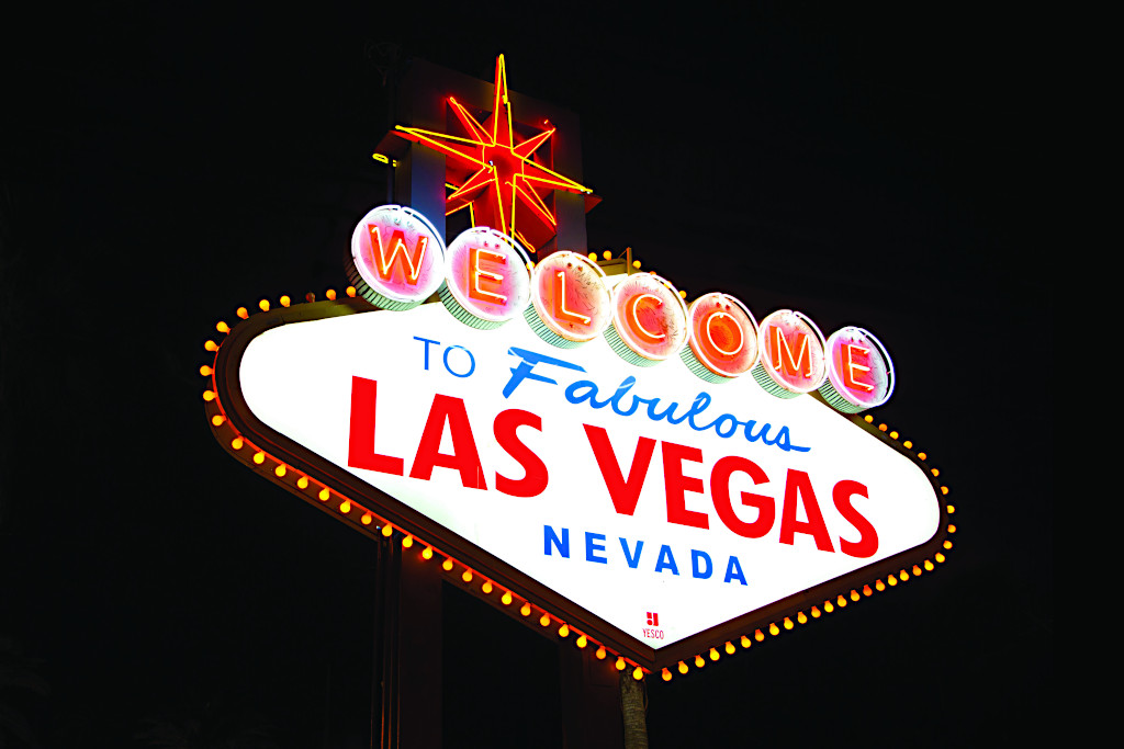 The World Famous Las Vegas Sign | Neon Signs in Las Vegas, Nevada
