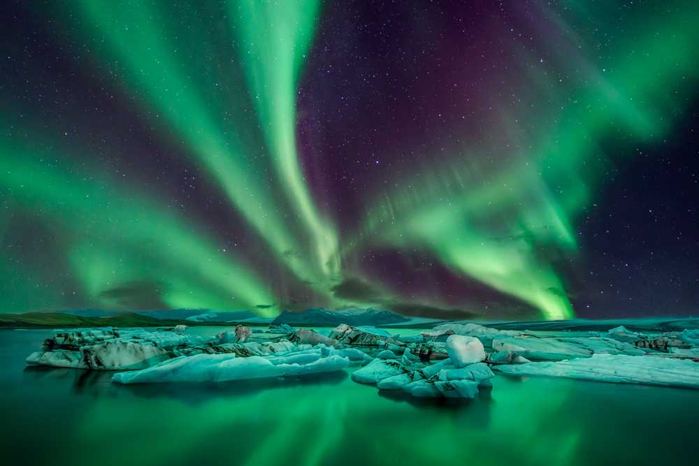 Iceland Northern Lights (Photo by Ken Phung)
