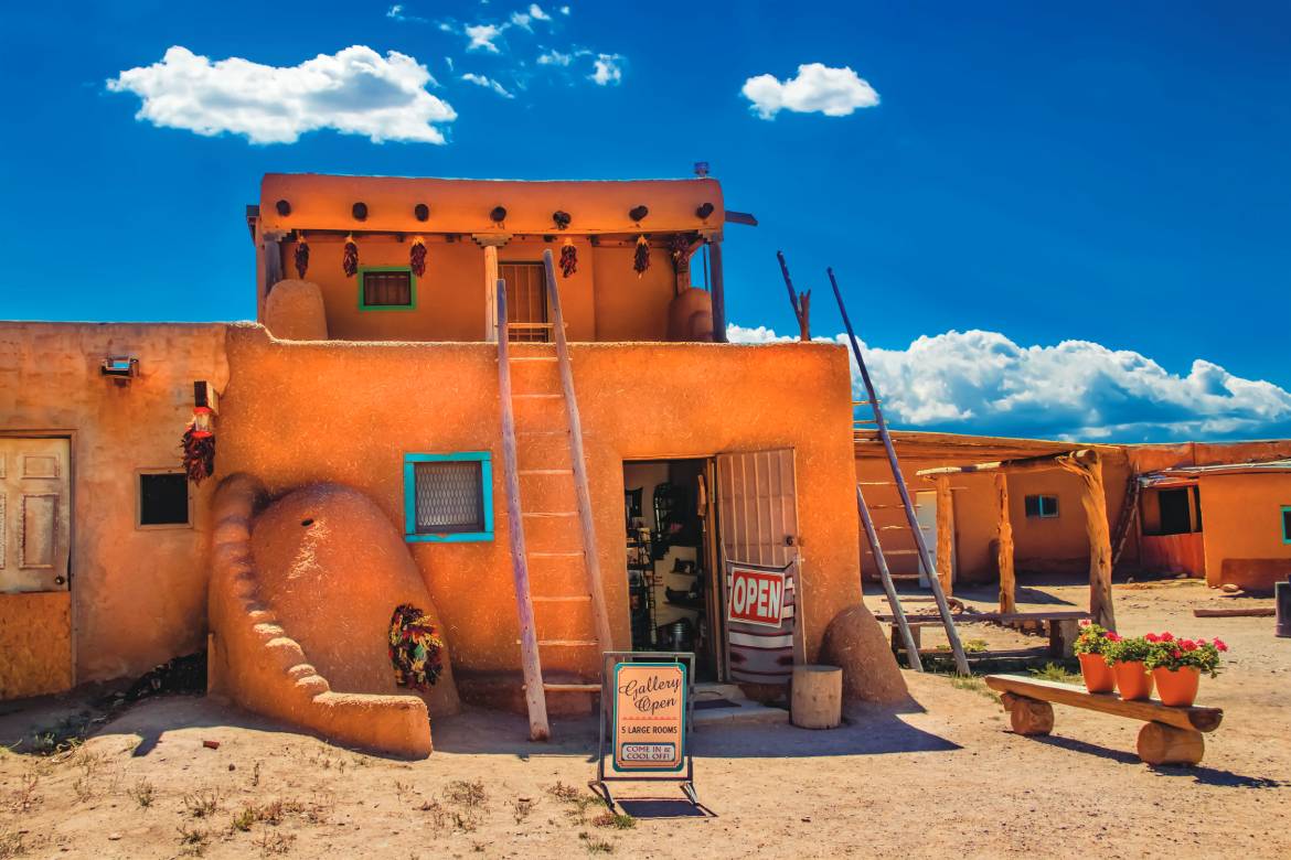 Art Gallery in Taos Pueblo (Photo by Vineyard Perspective)