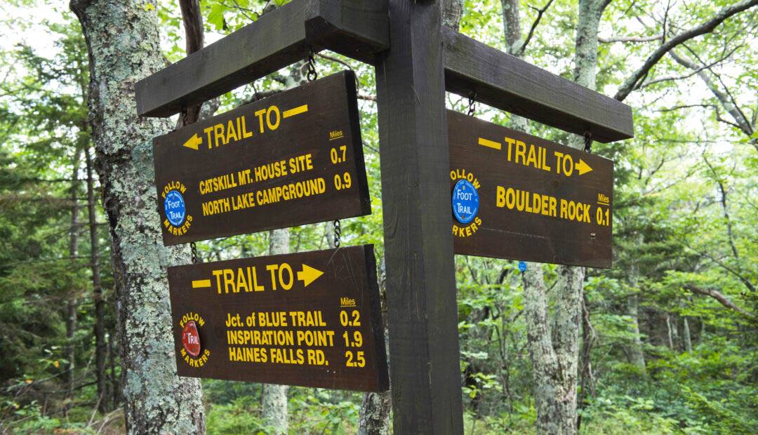 Hiking Sign in the Catskills (NYSDED Photo by Darren McGee)