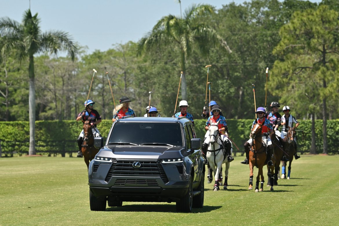 Lexus GX On Parade with Teams (Photo by Alden Corrigan Media)