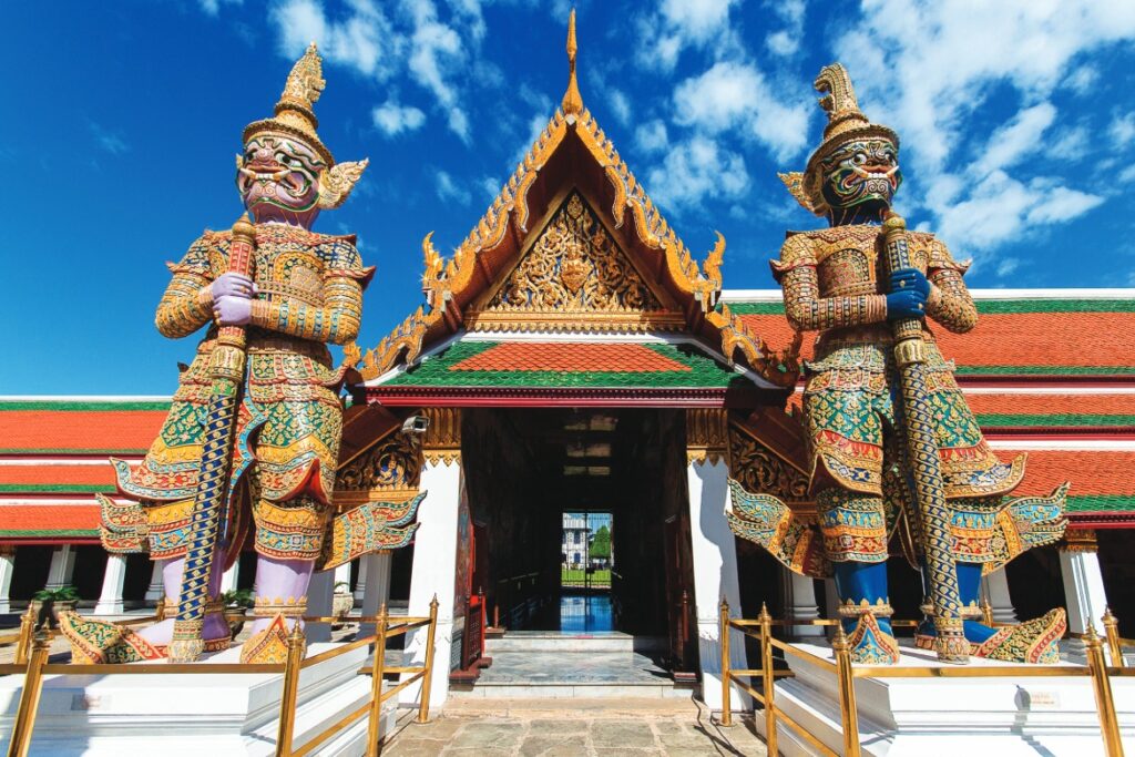Wat Phra Kaew Grand Palace Bangkok by Southtownboy Studio