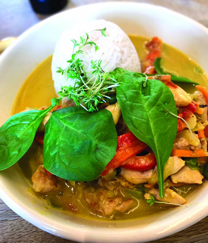 Chicken Curry at Speisesaal Restaurant (Photo by Arthur Wooten)