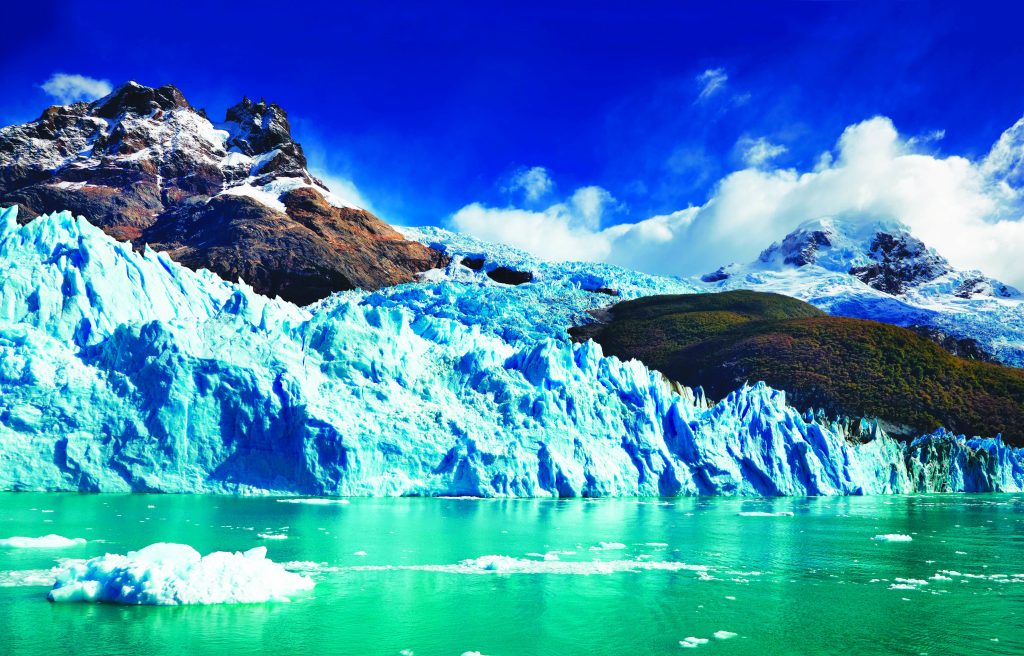Spegazzini Glacier in Argentina (Photo by Dmitry Pichugin)